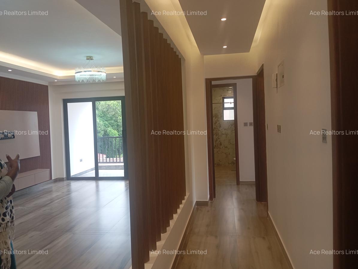 2 Bed Apartment with En Suite at Brookside Estate - 6