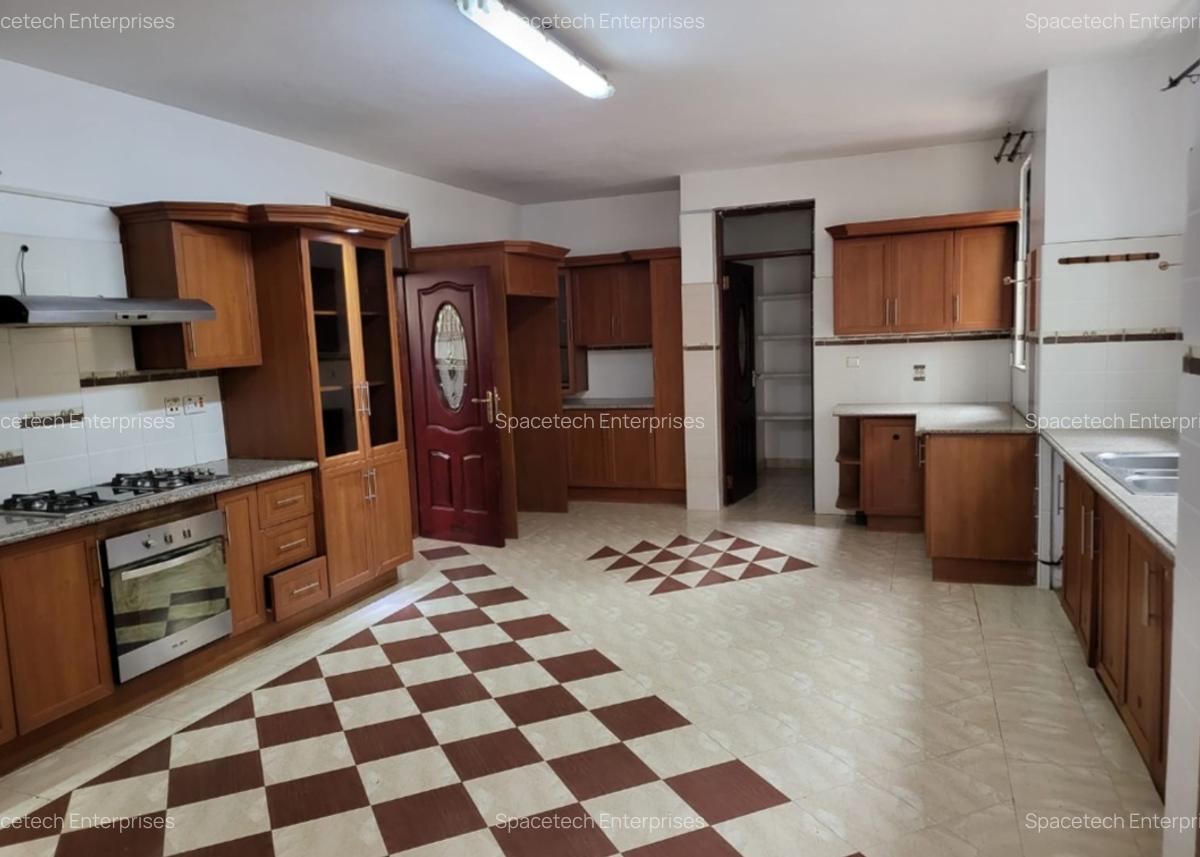 4 Bed House with En Suite in Thigiri - 7