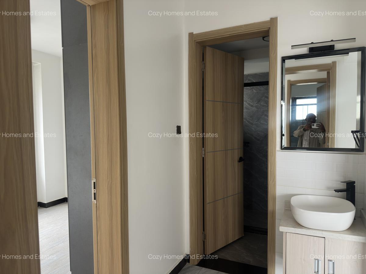 2 Bed Apartment with En Suite at Wood Avenue - 6