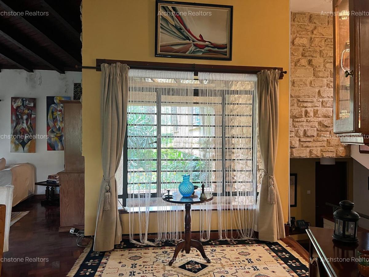 4 Bed Townhouse with En Suite in Kitisuru - 15