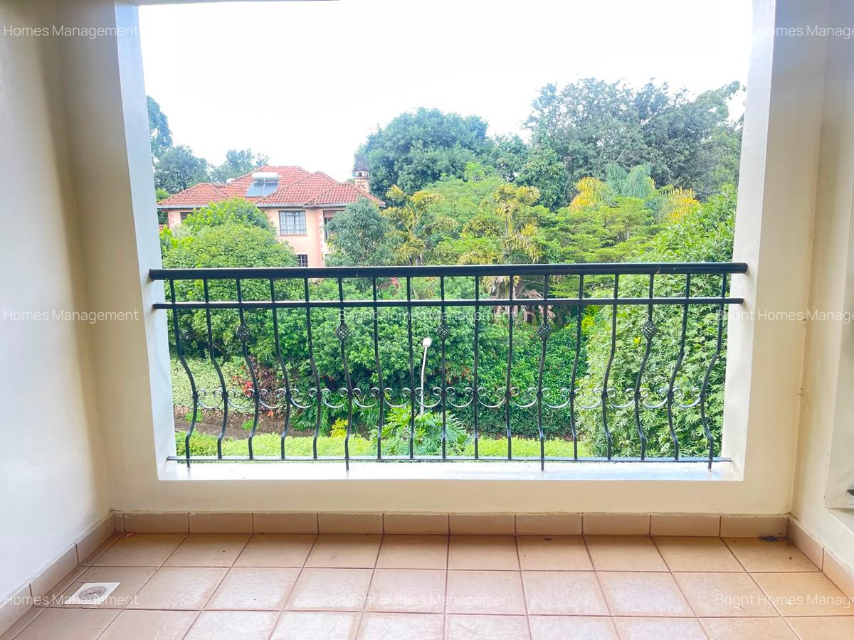 4 Bed Townhouse with En Suite in Kitisuru - 13