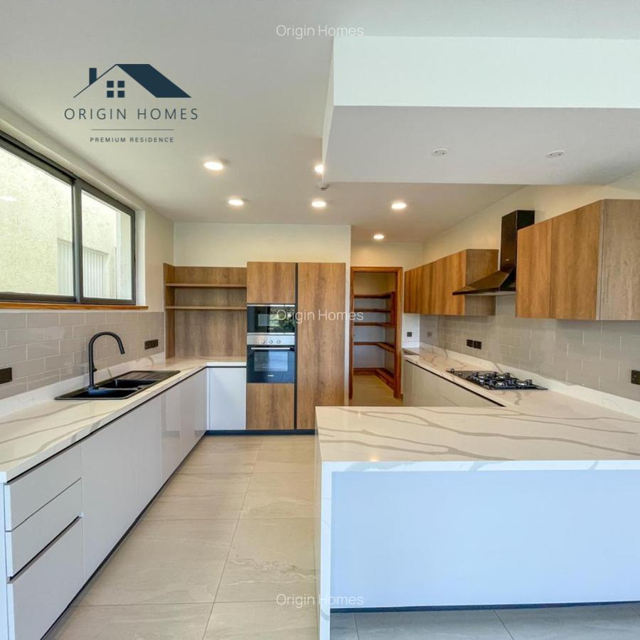 4 Bed Apartment with En Suite at Peponi Road - 2