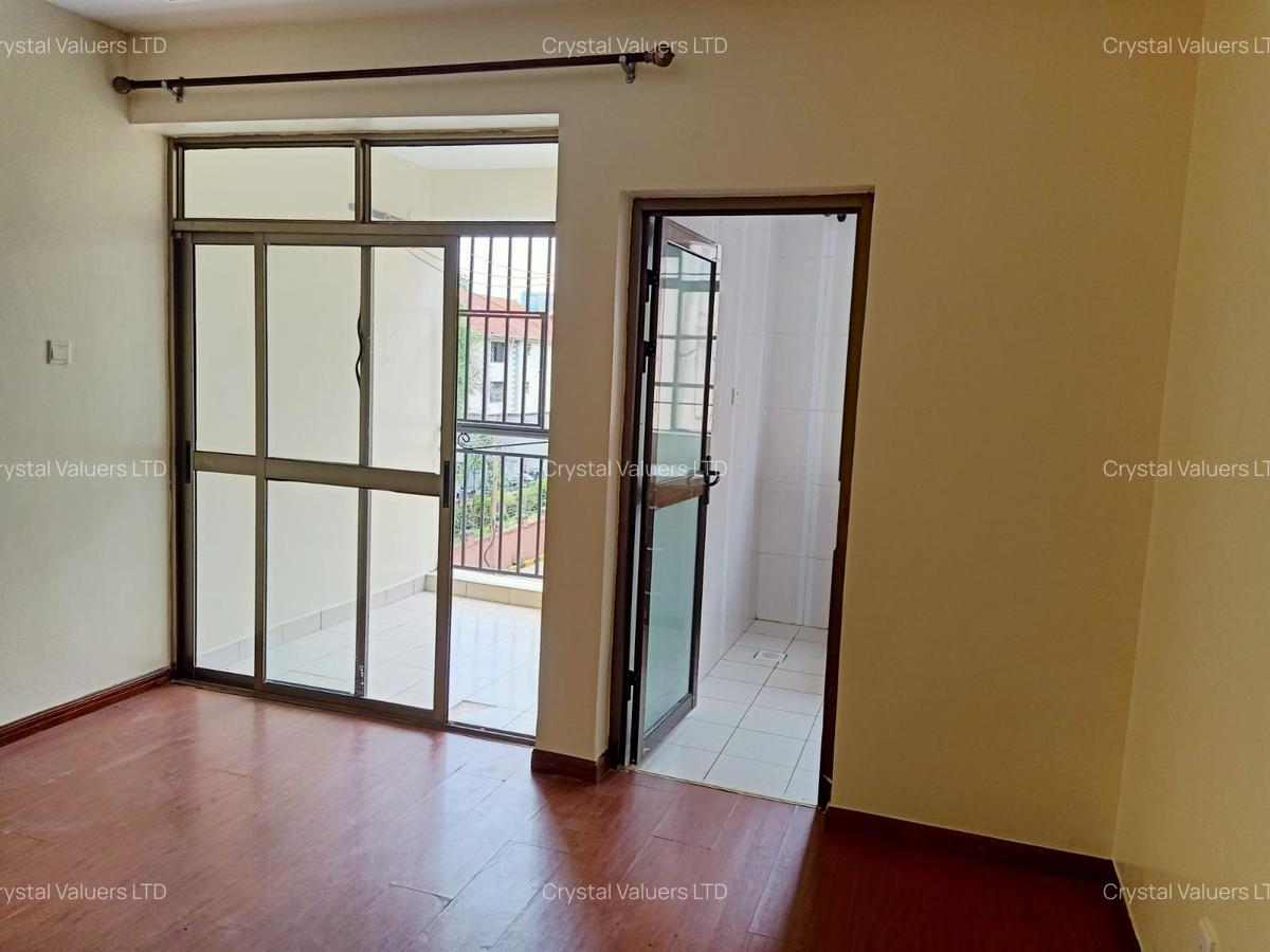 2 Bed Apartment with En Suite in Lavington - 1