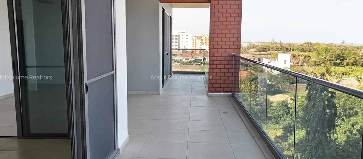 Serviced 3 Bed Apartment with En Suite at Shanzu - 9