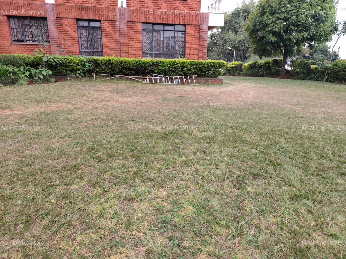 Furnished 3 Bed Apartment with Parking in Riverside - 5