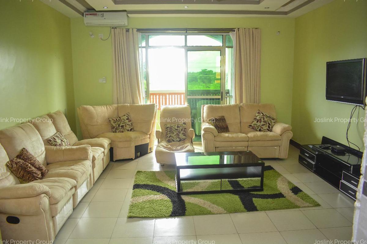 Serviced 3 Bed Apartment with En Suite in Nyali Area - 12
