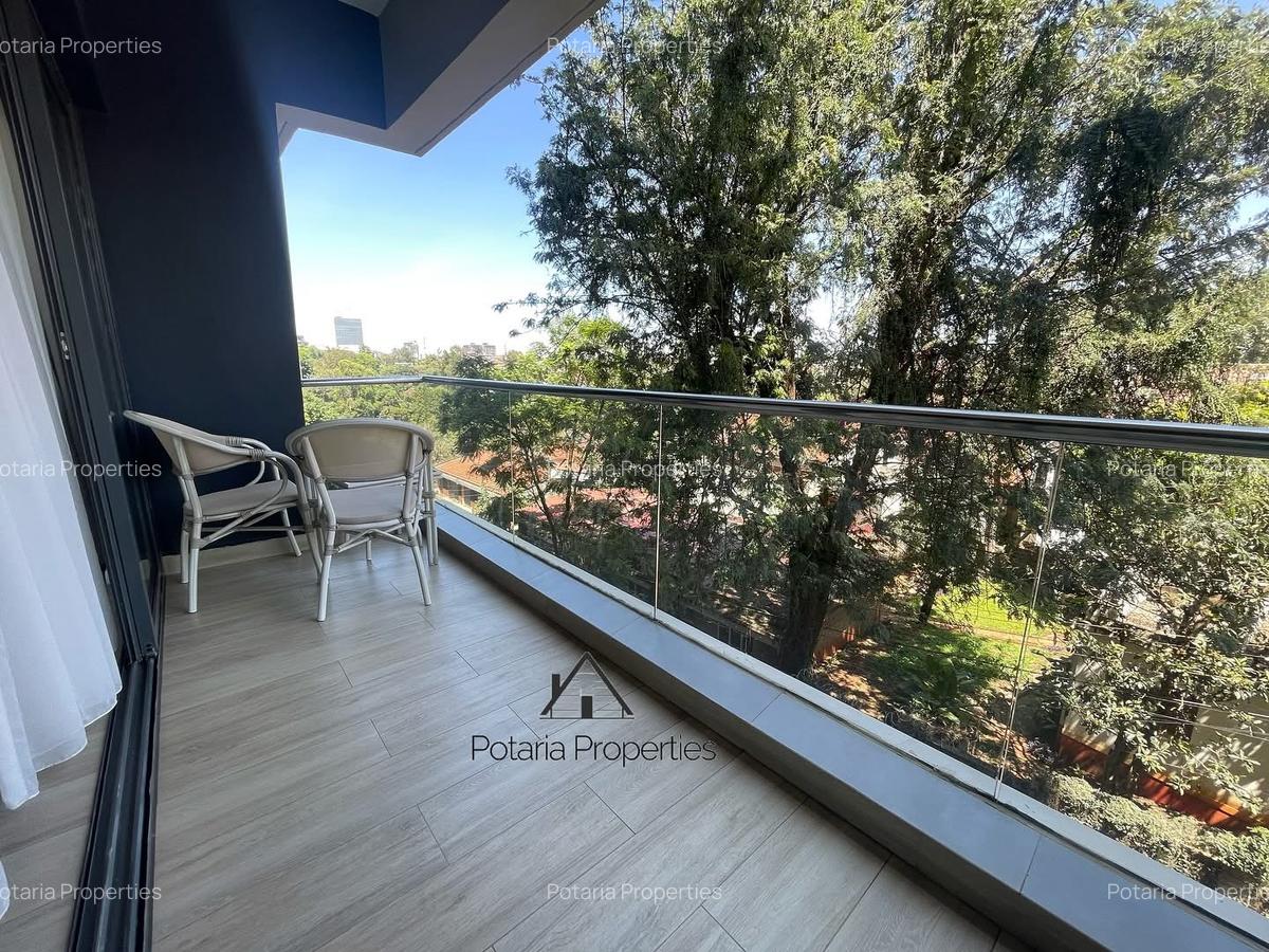 Serviced 2 Bed Apartment with En Suite in Riverside - 3