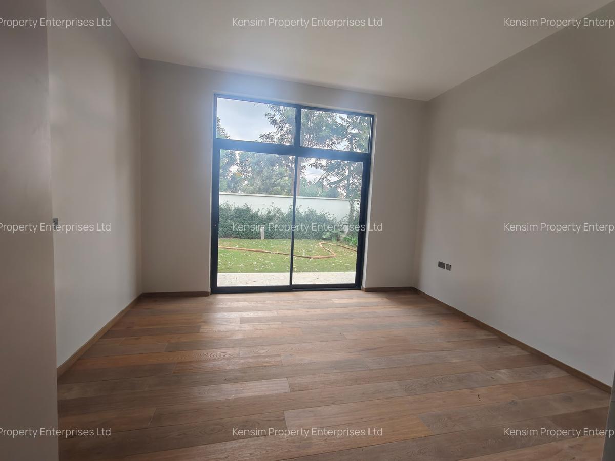 5 Bed Townhouse with En Suite in Runda - 8