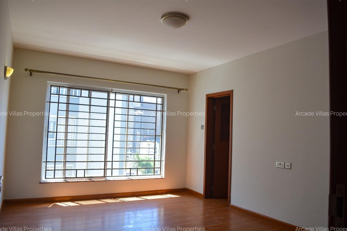 3 Bed Apartment with En Suite in Kileleshwa - 13
