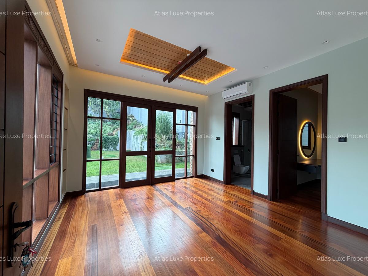 4 Bed House with En Suite in Runda - 8