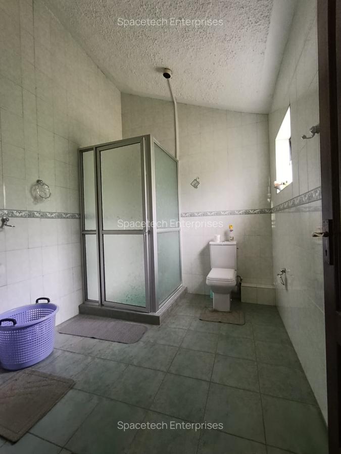 4 Bed Townhouse with En Suite in Lavington - 13