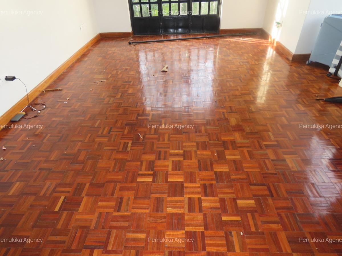 4 Bed Townhouse with En Suite in Karen - 13