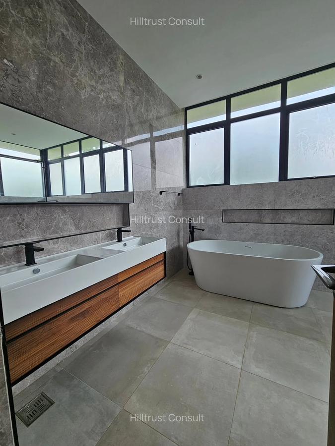 5 Bed House with En Suite in Nyari - 7