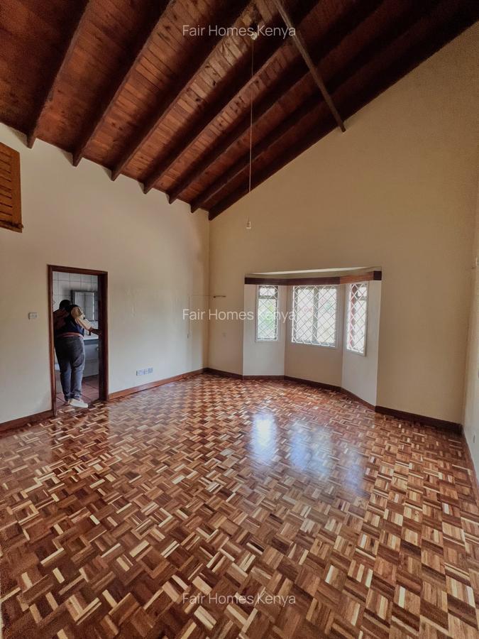 4 Bed Townhouse with En Suite at Gitanga Road - 14