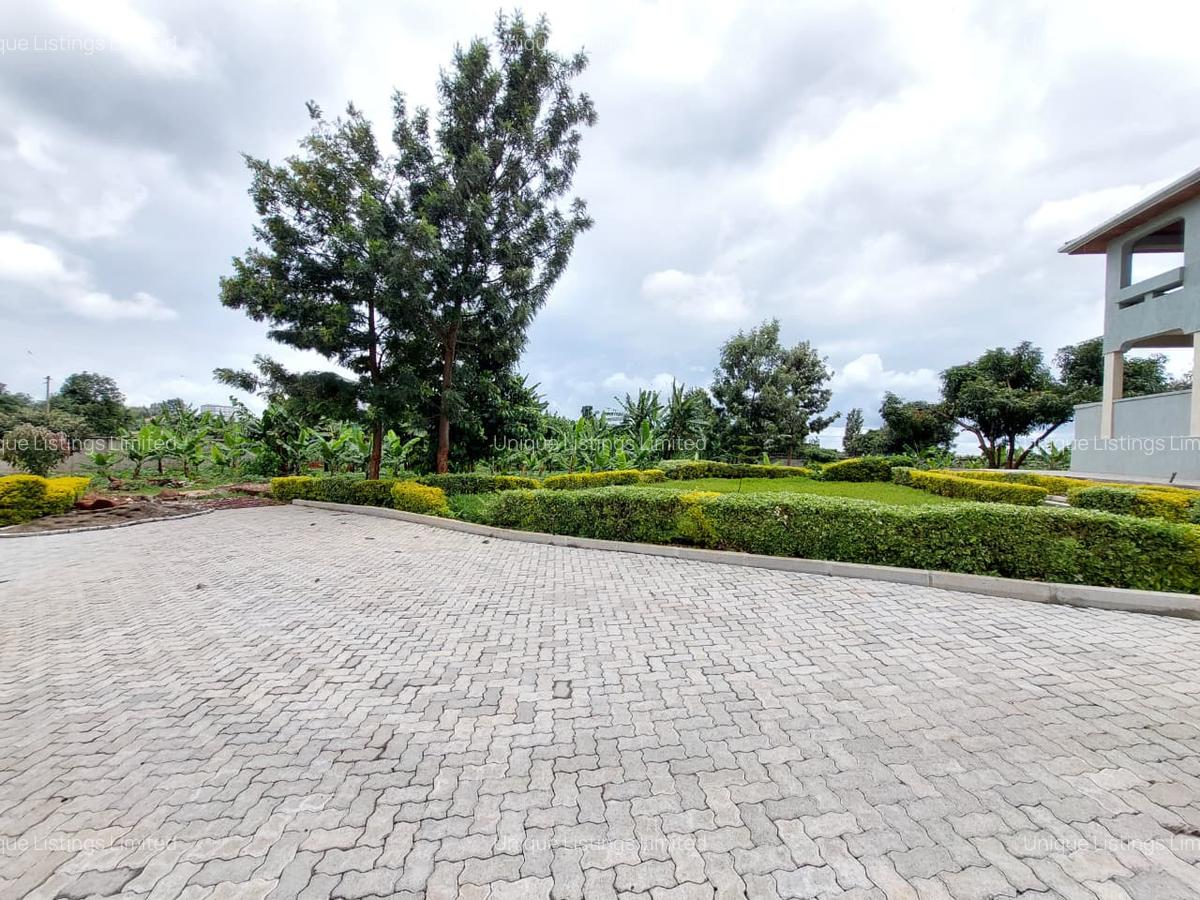1.5 ac Commercial Property with Fibre Internet in Runda - 2
