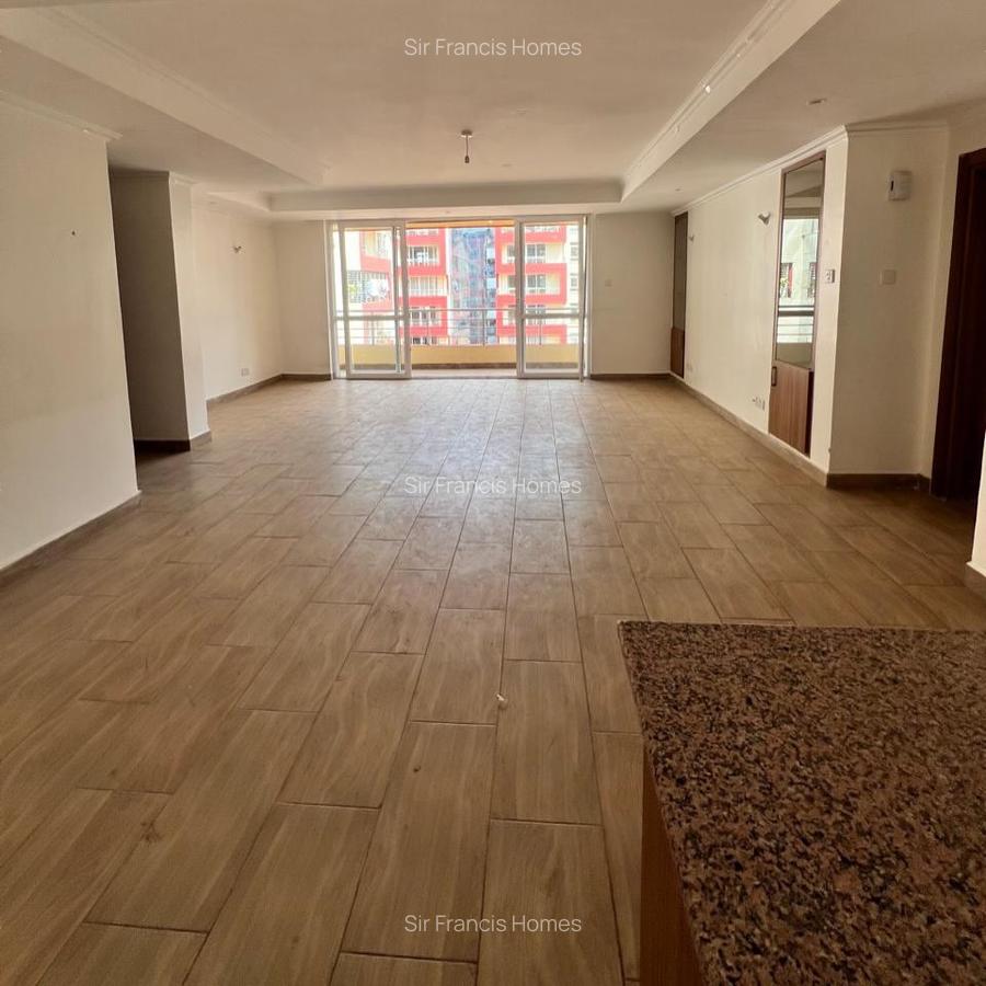 Serviced 3 Bed Apartment with En Suite in Kilimani - 11