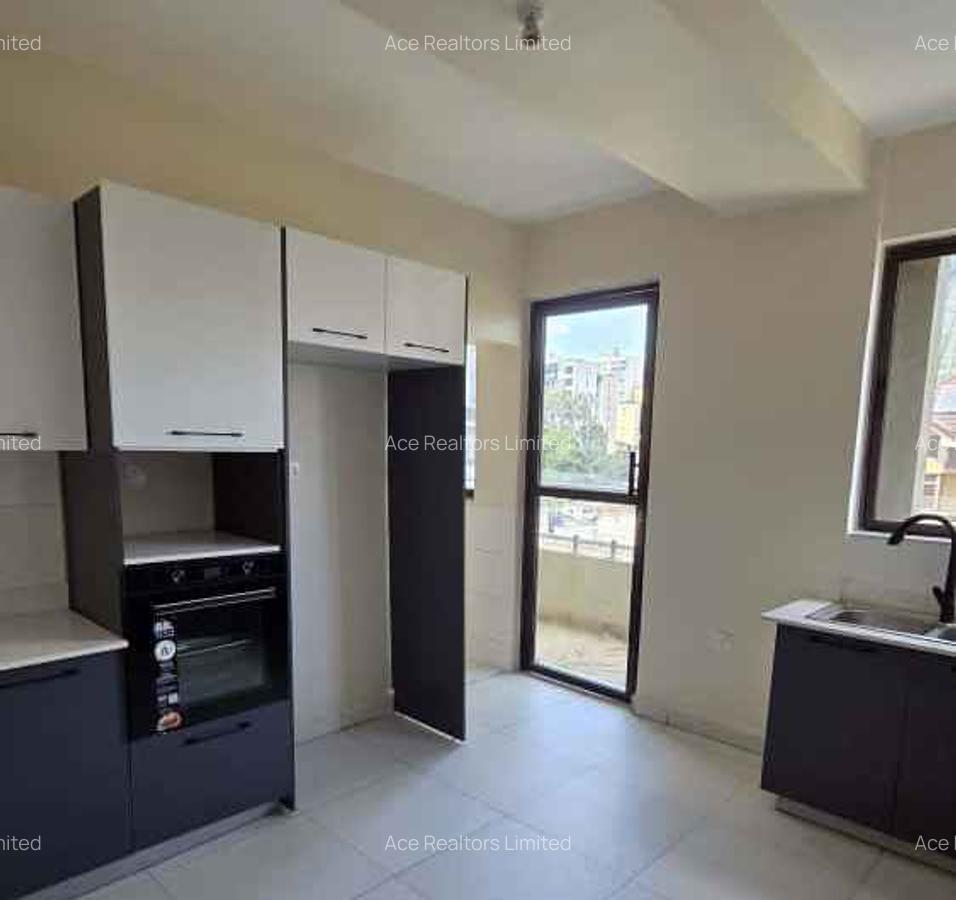 5 Bed Apartment with En Suite at Parklands - 14