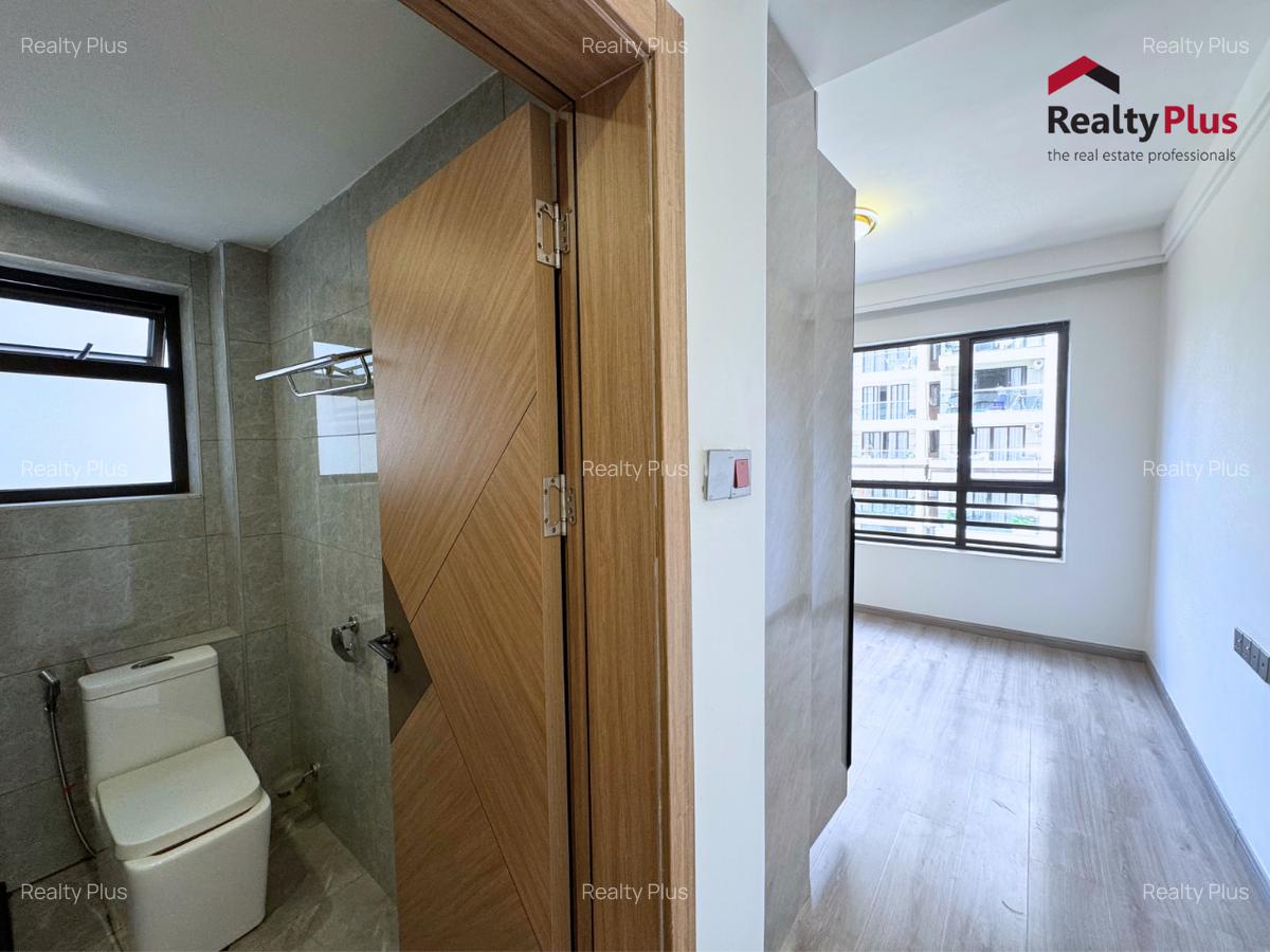 2 Bed Apartment with En Suite at Riverside Drive - 5