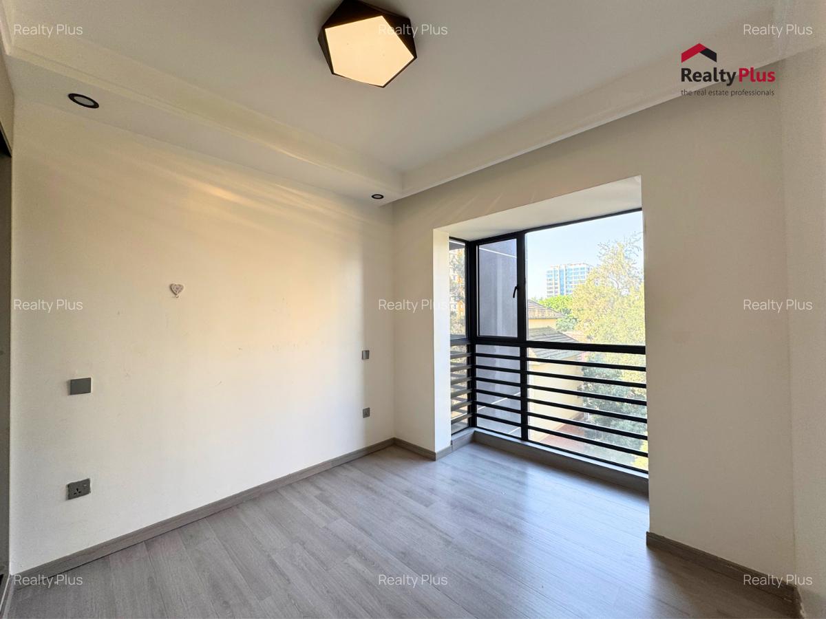 3 Bed Apartment with En Suite at Muringa Road - 11