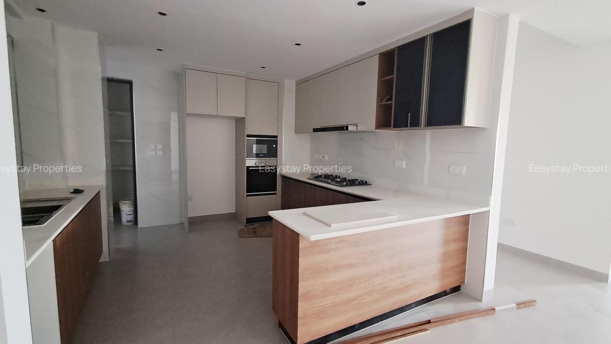3 Bed Apartment with En Suite in Westlands Area - 2