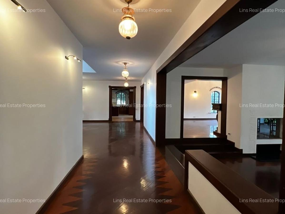 5 Bed House with En Suite in Kitisuru - 13