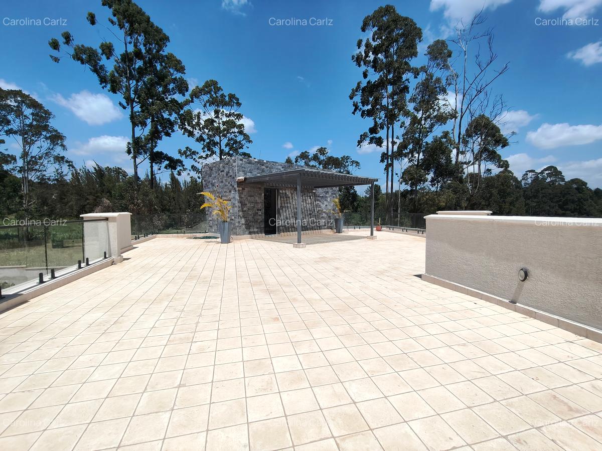4 Bed Villa with En Suite at Westlands - 17
