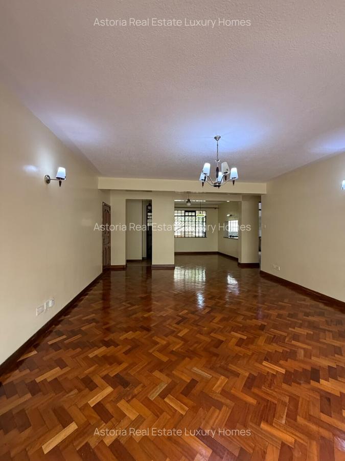 3 Bed Apartment with En Suite at 2026-439 - 7