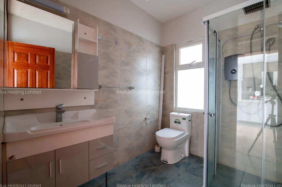 Serviced 2 Bed Apartment with En Suite in Kileleshwa - 14