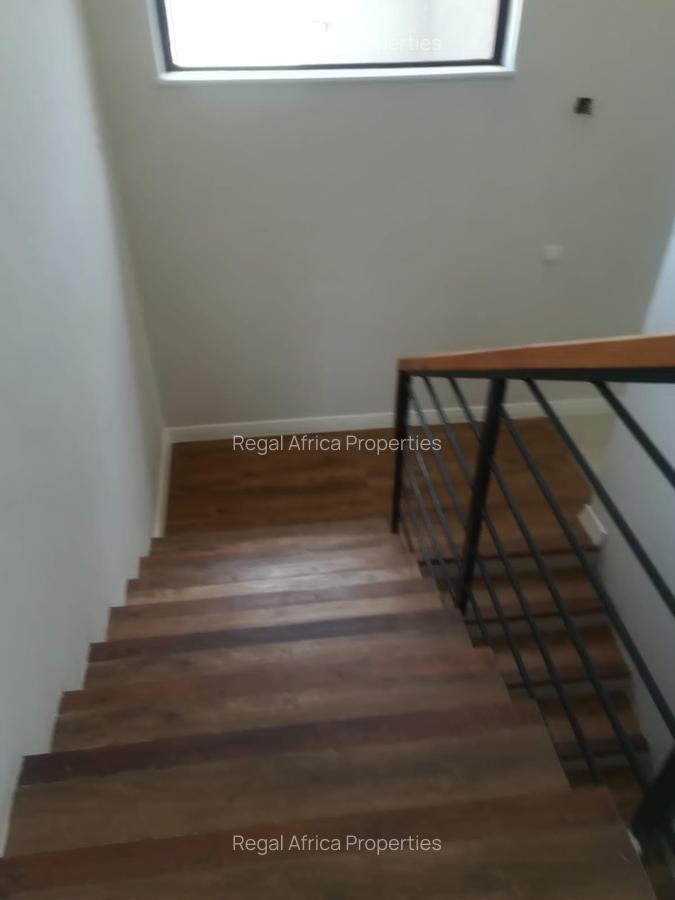 4 Bed Townhouse with En Suite at Langata Road - 7