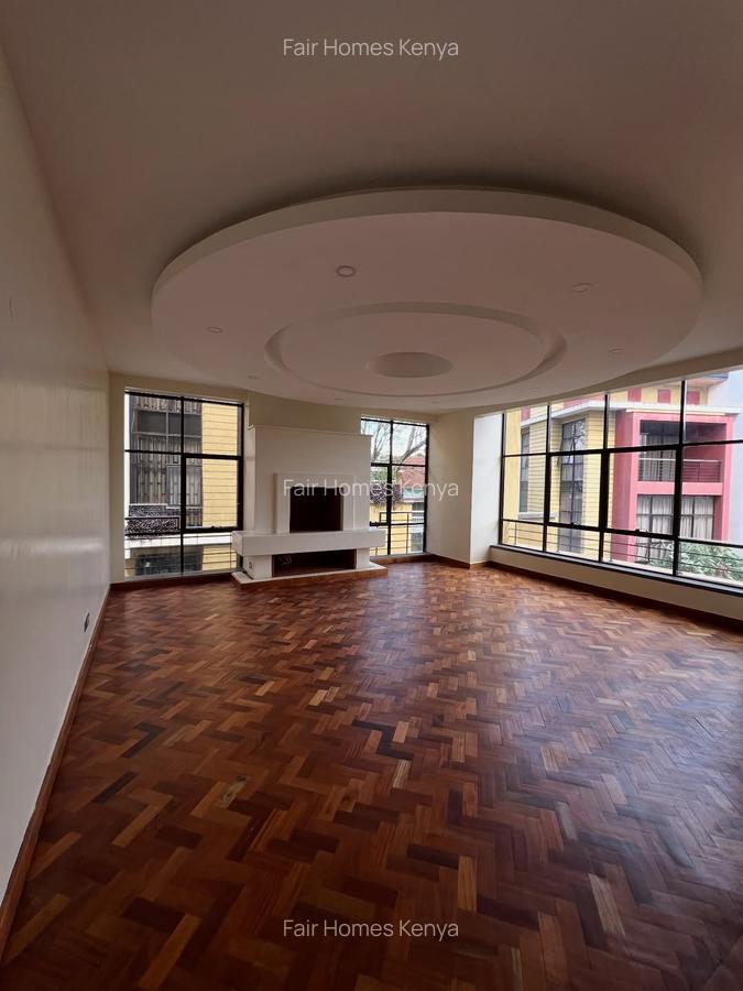 5 Bed Townhouse with En Suite at Lavington Green - 7