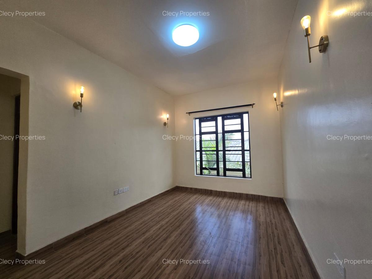 4 Bed House with En Suite at Utawala - 11