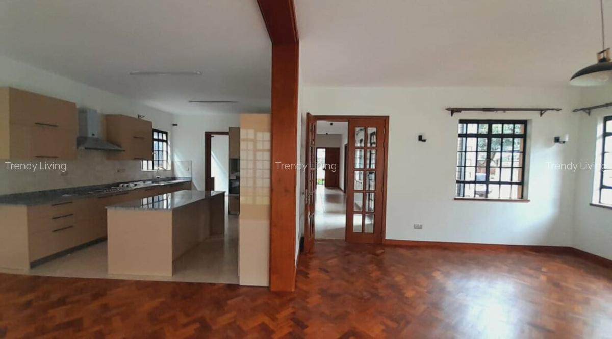 5 Bed Townhouse with En Suite in Lavington - 5