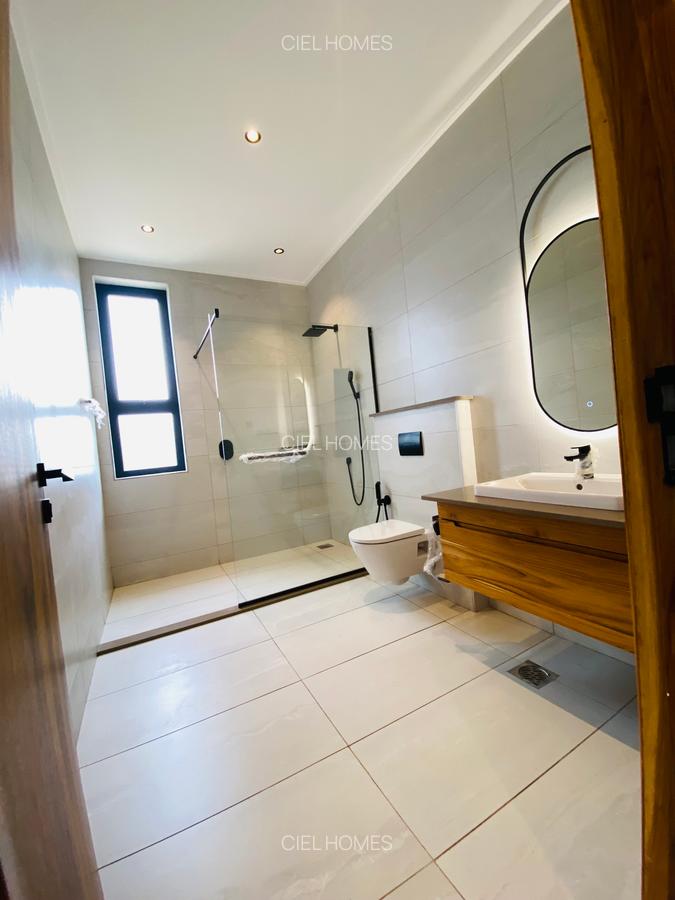 4 Bed Apartment with En Suite in Loresho - 11