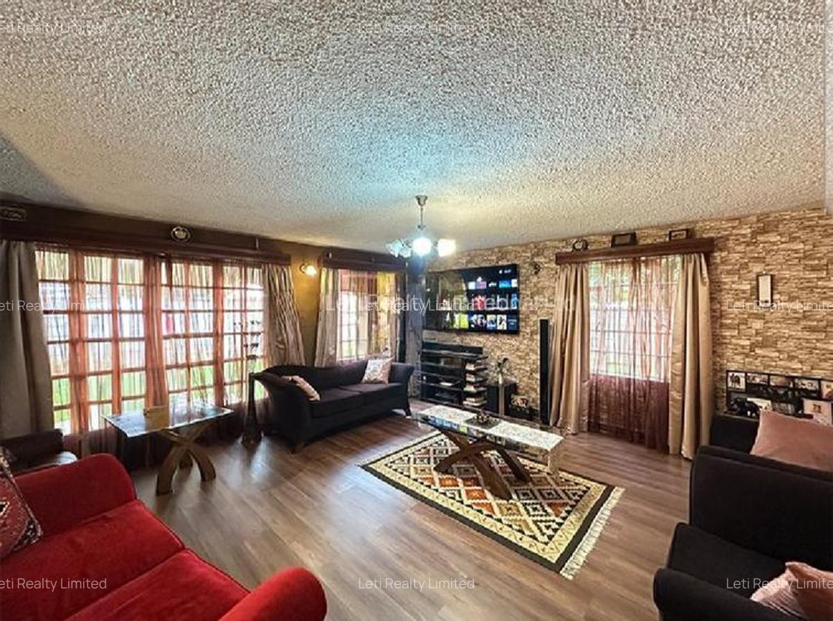 4 Bed Townhouse with En Suite in Lavington - 3