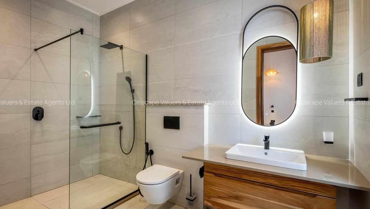 4 Bed Apartment with En Suite in Loresho - 7