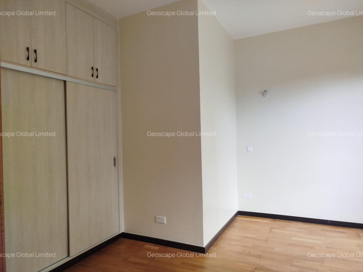 3 Bed Apartment with En Suite in General Mathenge - 7