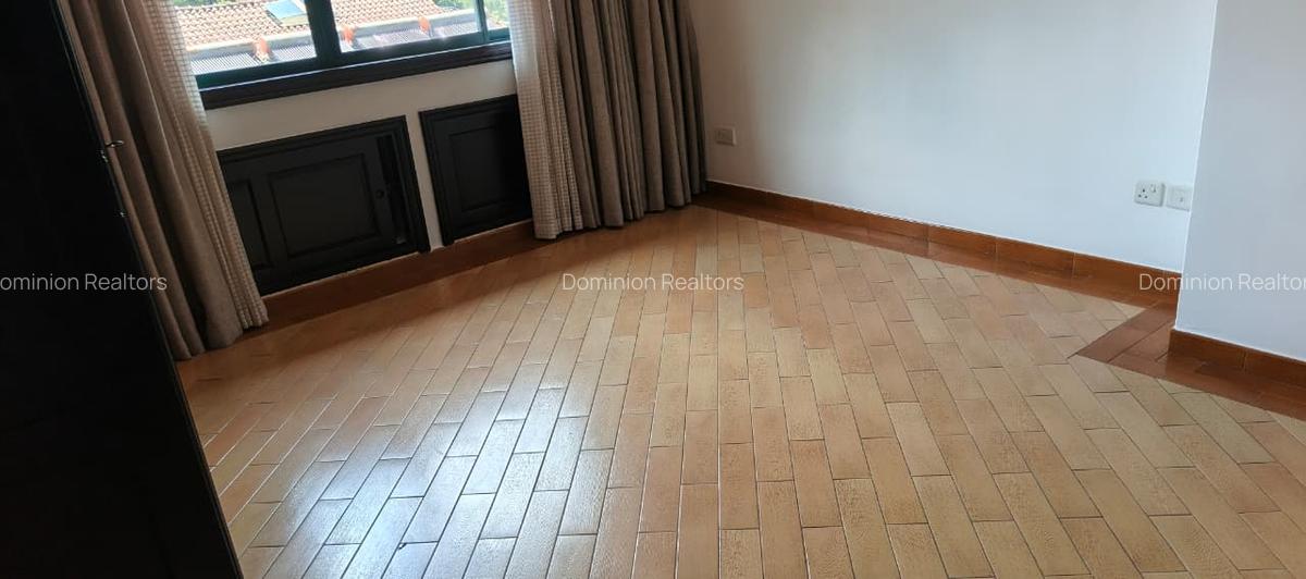 4 Bed Townhouse with En Suite in Westlands Area - 5
