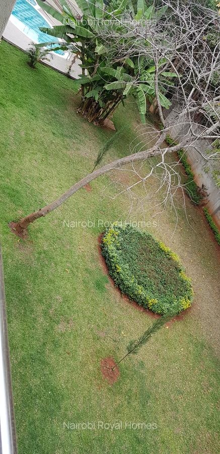 5 Bed Townhouse with En Suite at Lavington Convent Drive - 16