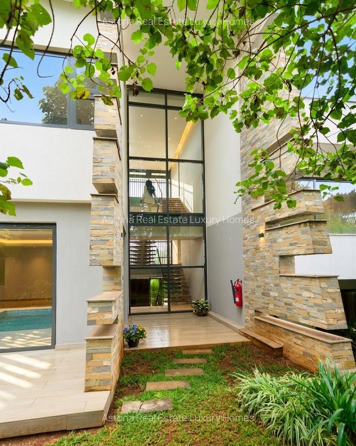 3 Bed Villa with En Suite at 2026-389 3 Bed - 8