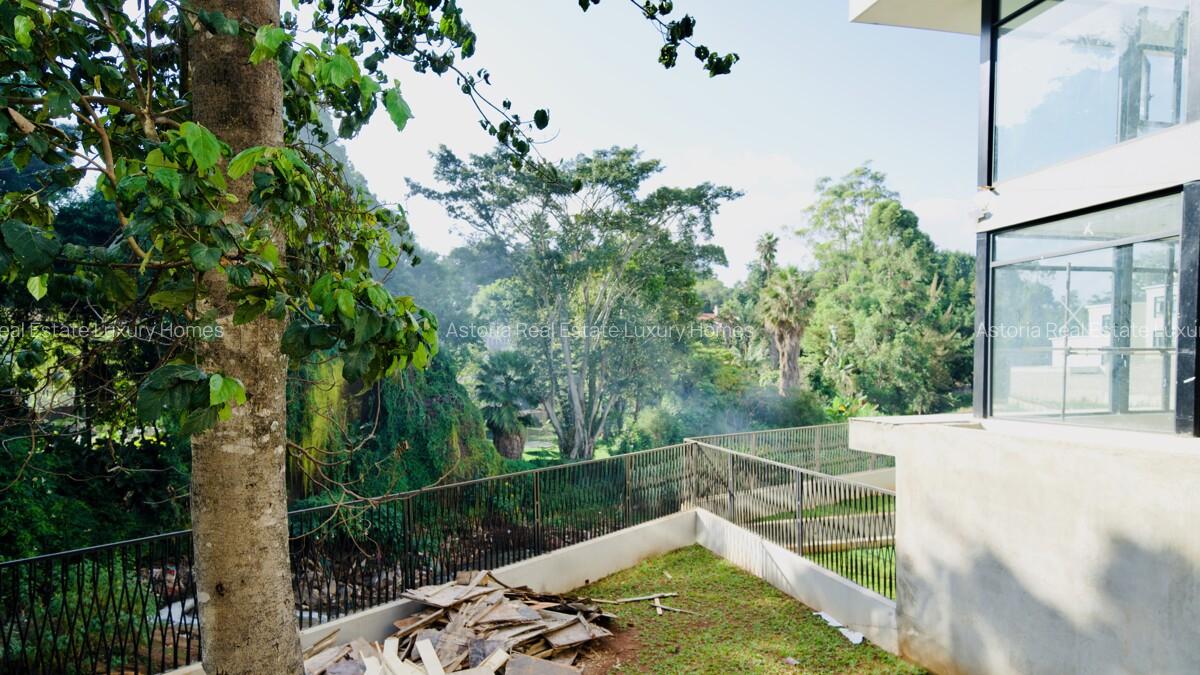 5 Bed Villa with En Suite at 2026-187 * 11.07 - 17