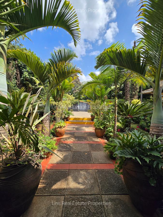 5 Bed Townhouse with En Suite in Runda - 18