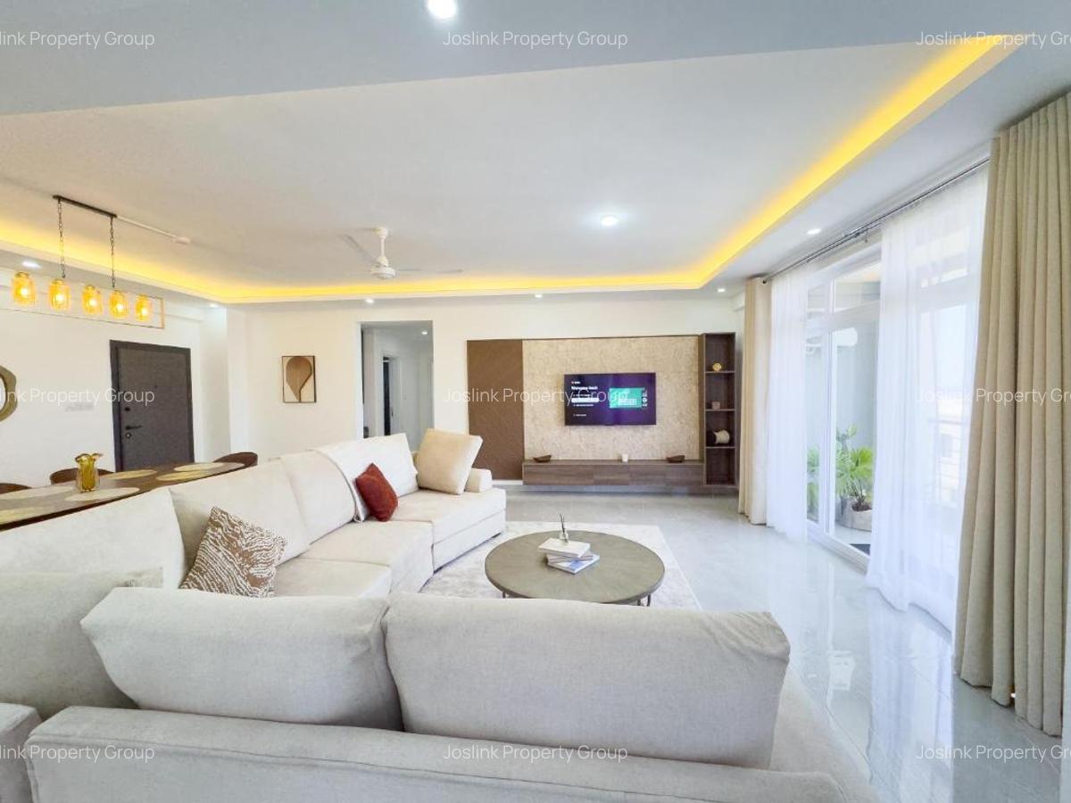 2 Bed Apartment with Swimming Pool at Central - 15