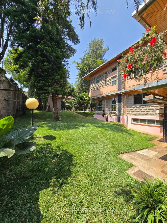 4 Bed Townhouse with En Suite in Runda - 2