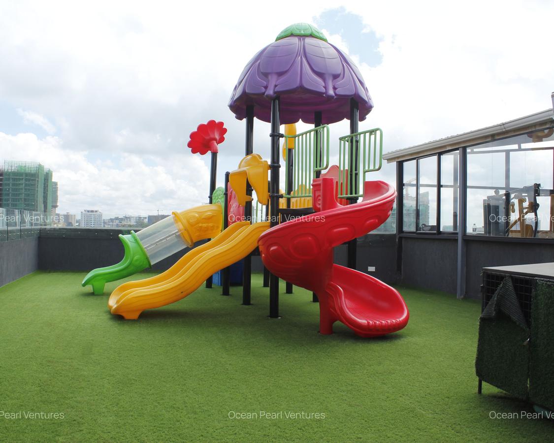 2 Bed Apartment with En Suite at Lantana - 6