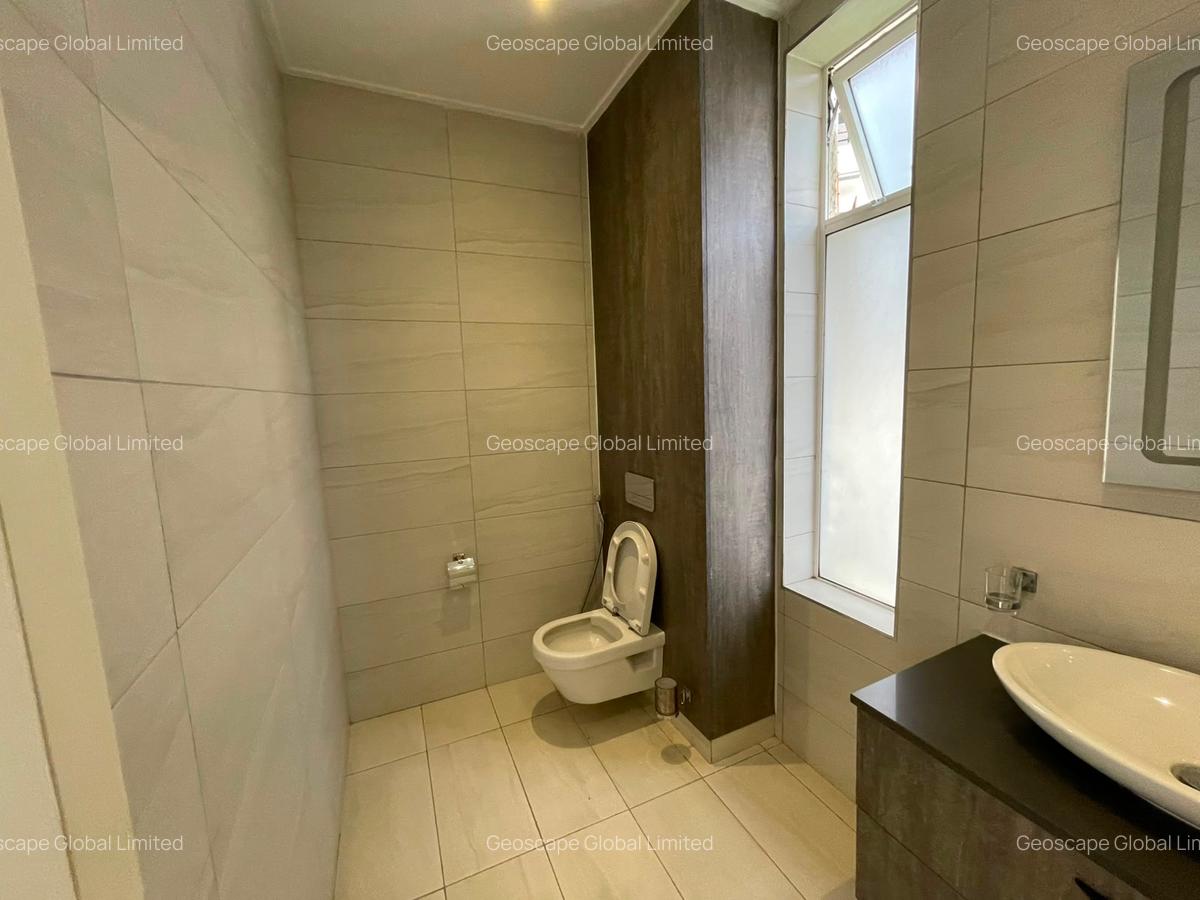 2 Bed Apartment with En Suite in Westlands Area - 5