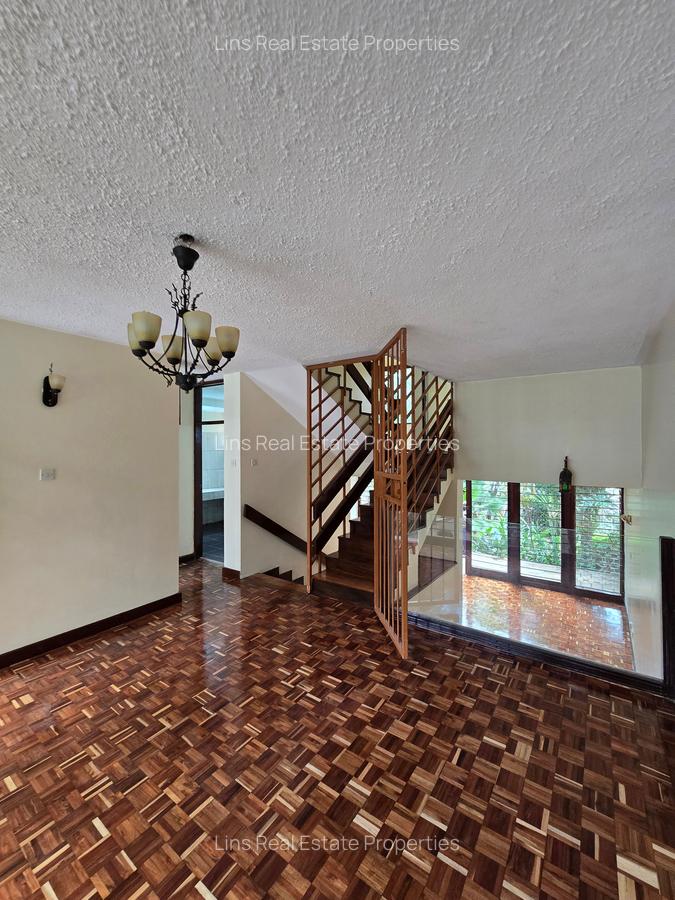 4 Bed Townhouse with En Suite in Kilimani - 13