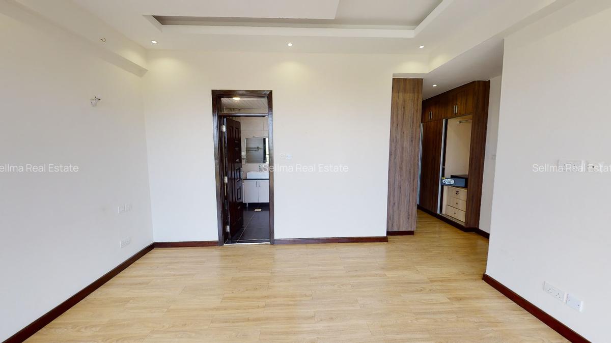 4 Bed Apartment with En Suite at General Mathenge - 18