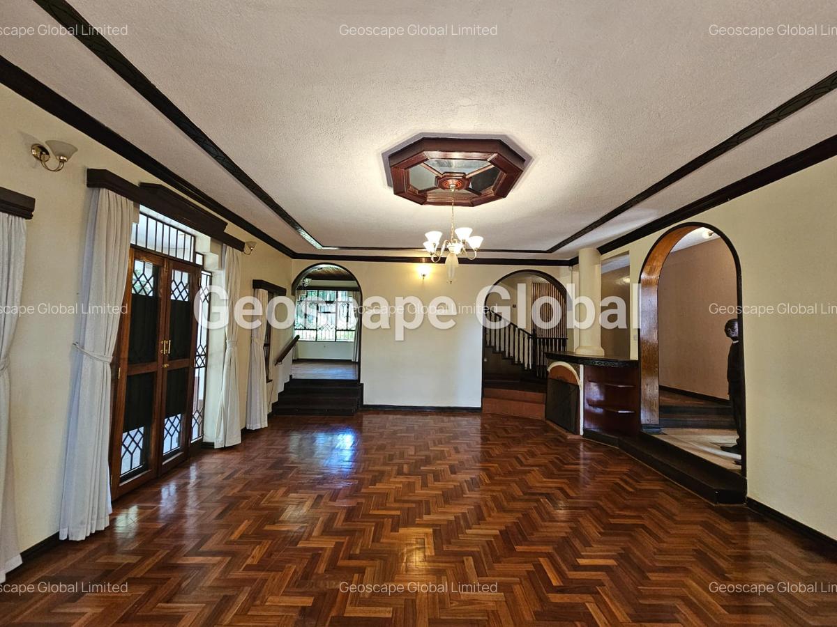 4 Bed House with En Suite in Runda - 4