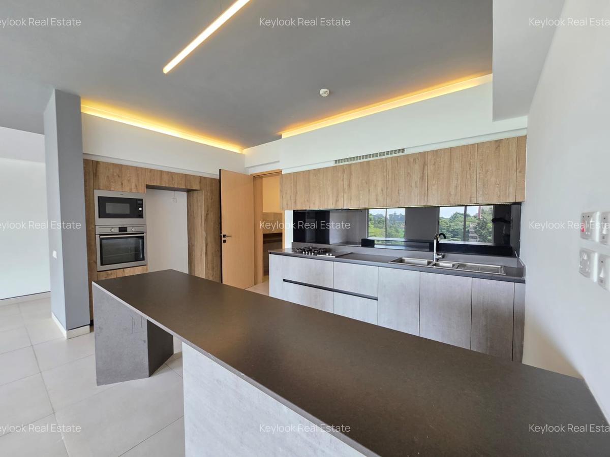 3 Bed Apartment with En Suite at Denis Pretty Road - 4