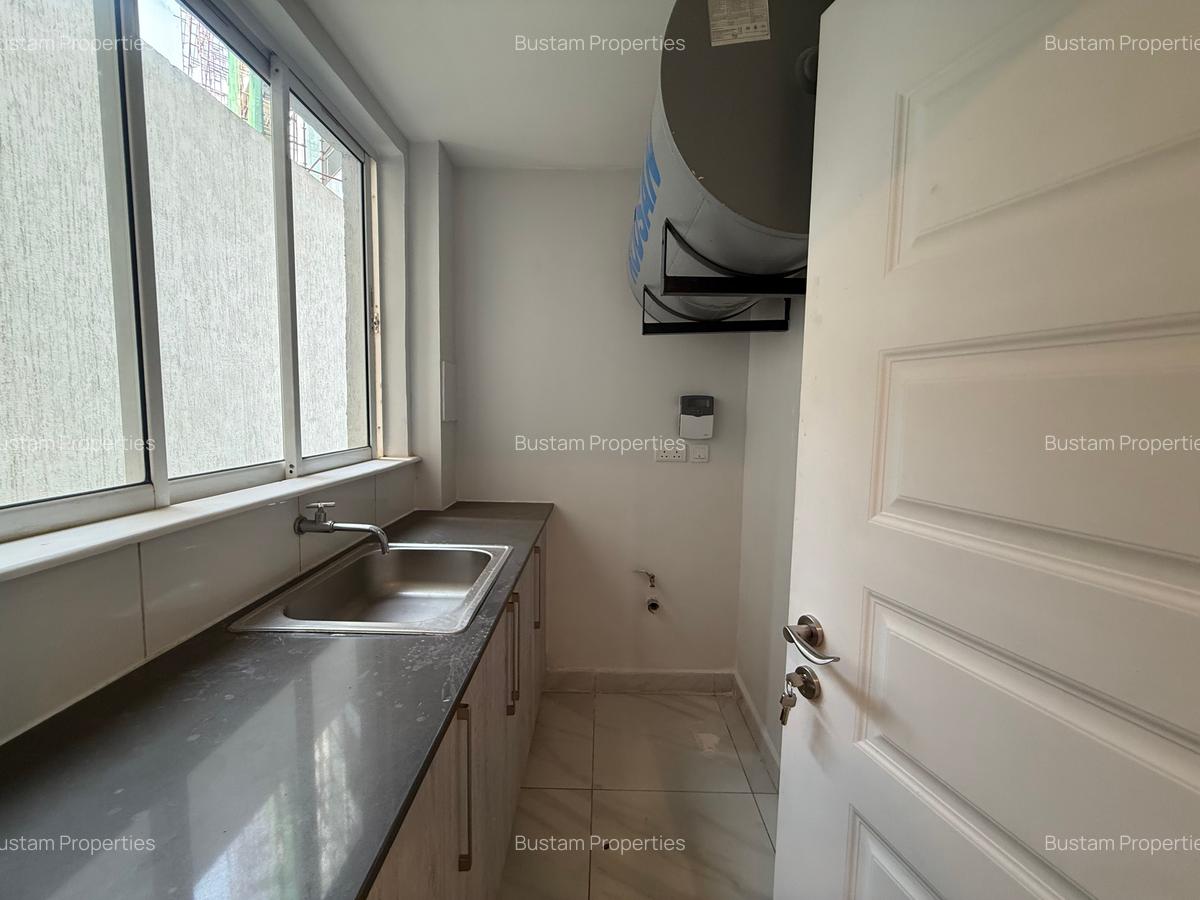 2 Bed Apartment with En Suite in Westlands Area - 12